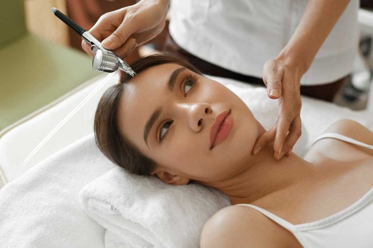 Palm Beach, Florida Dermatologist Explains the DiamondGlow™ Dermalinfusion Procedure